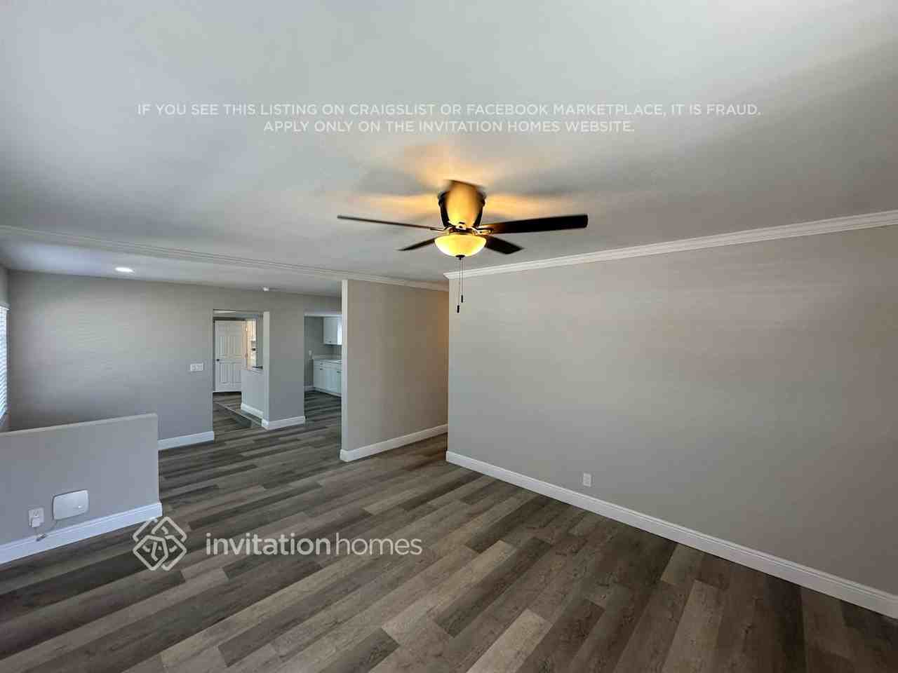 1018 S 12th St - Photo 3 of 14