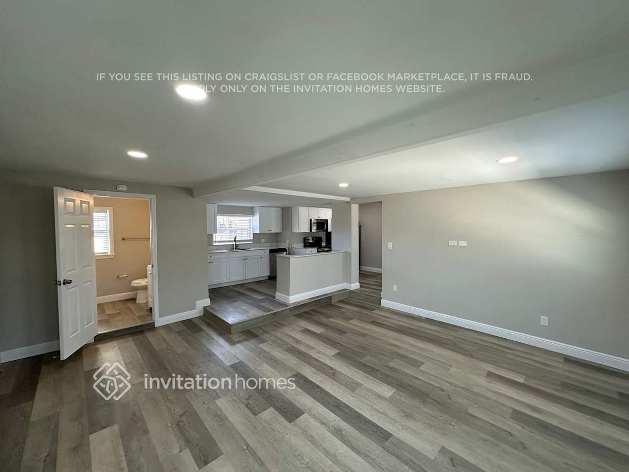 1018 S 12th St - Photo 4 of 14