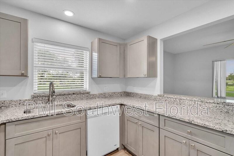 383 Bobby Jones Rd - Photo 6 of 22