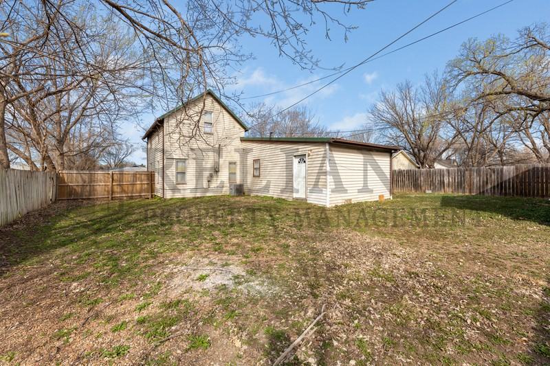 312 N Birch Ave - Photo 2 of 22