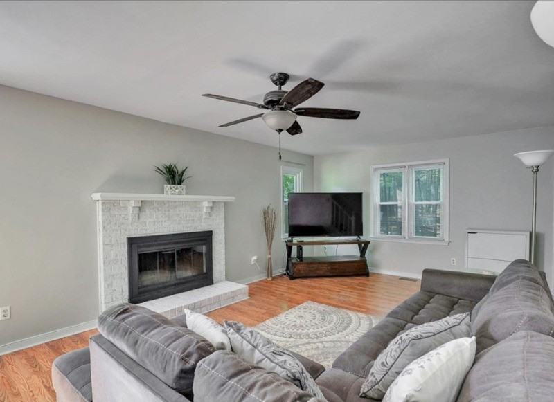 13631 Lucky Debonair Ln - Photo 2 of 24