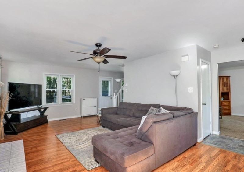 13631 Lucky Debonair Ln - Photo 3 of 24