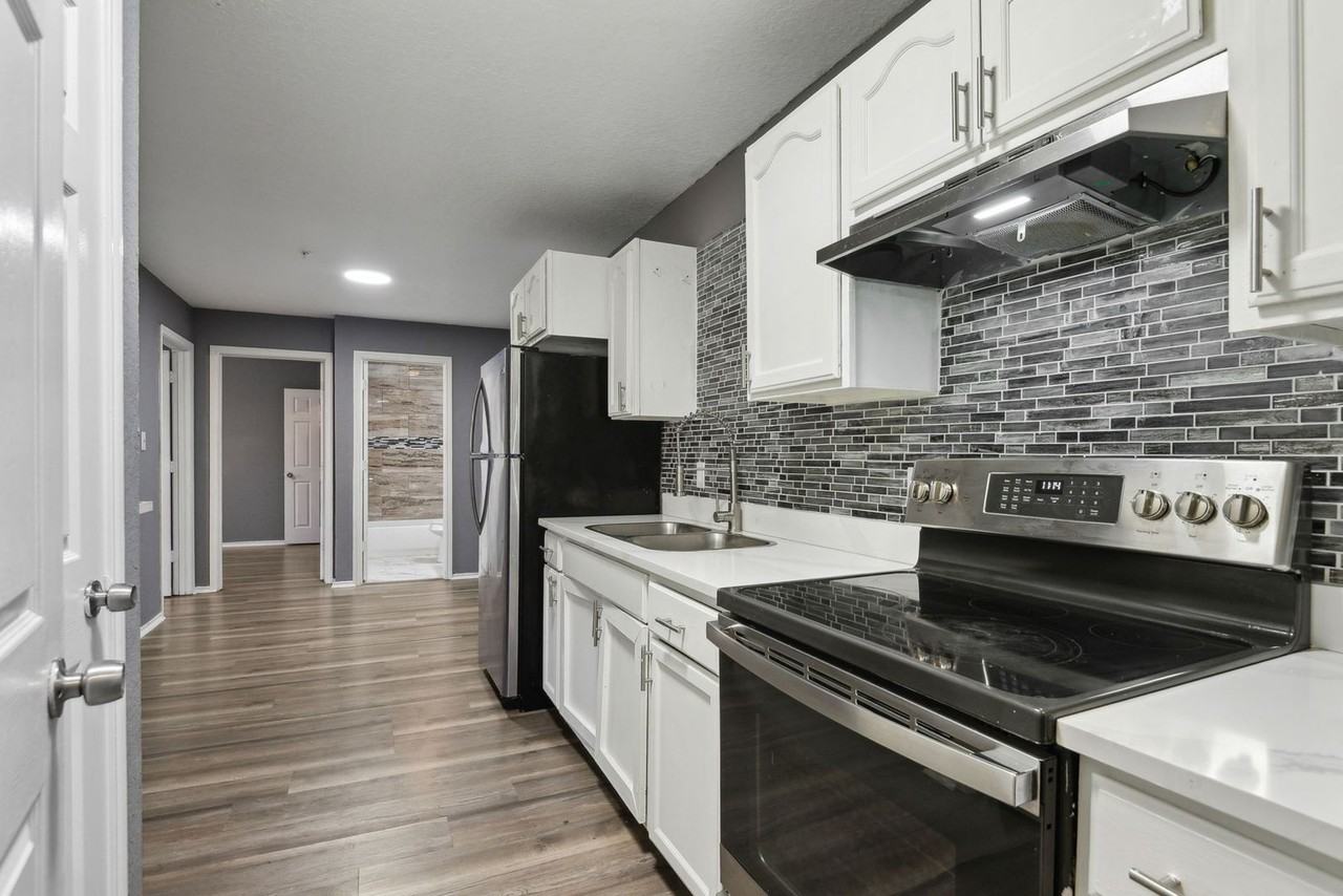 Hein Tulip Apartments - Photo 6 of 16