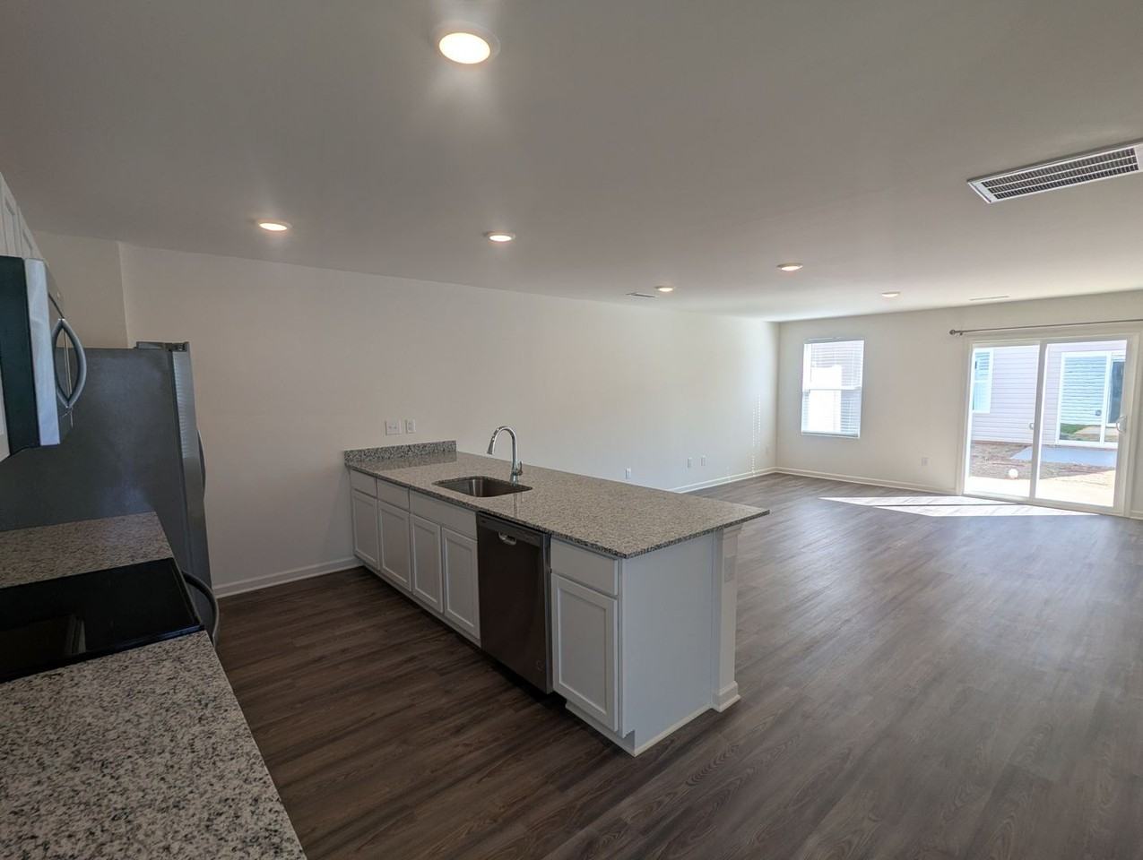 102 Knob Ln - Photo 3 of 14