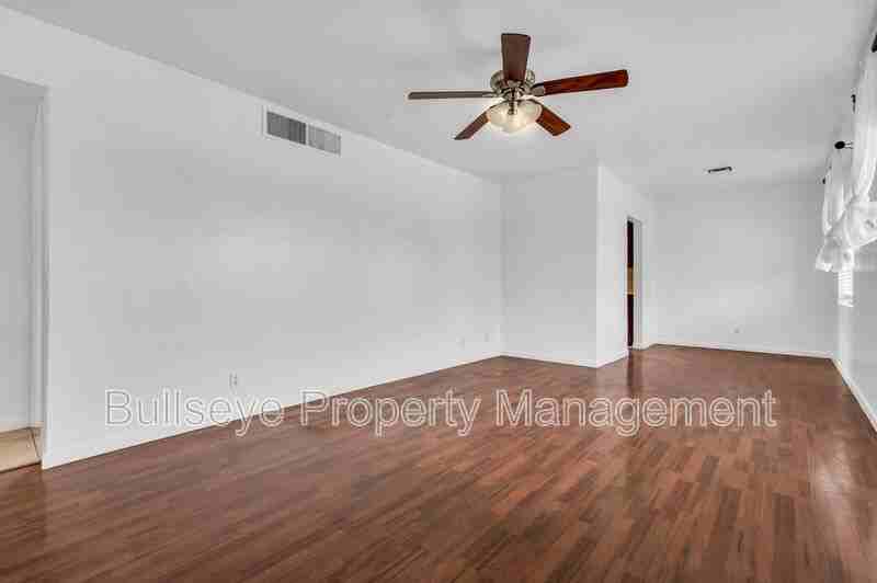 1519 W 5th Pl - Photo 5 of 26