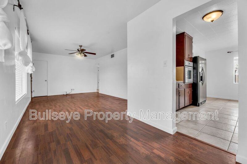 1519 W 5th Pl - Photo 6 of 26