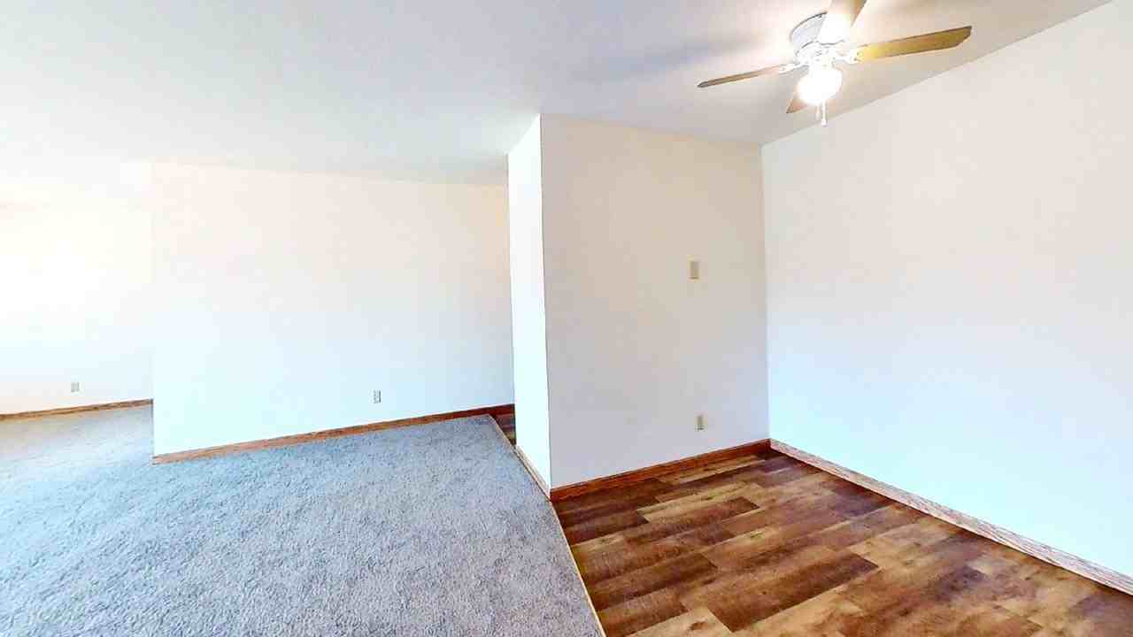 1222-1226 - Photo 3 of 9