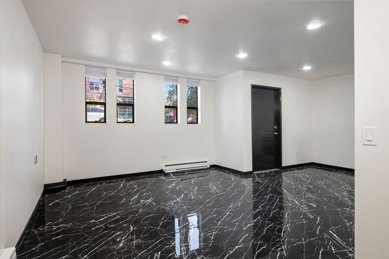 The Oslo - Photo 7 of 17