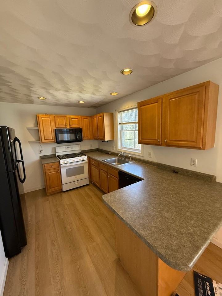 53 16th Ave - Photo 5 of 21