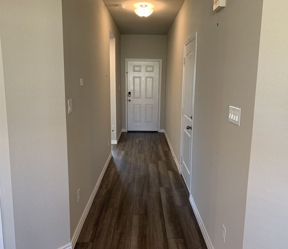 2111 Chief St - Photo 2 of 18