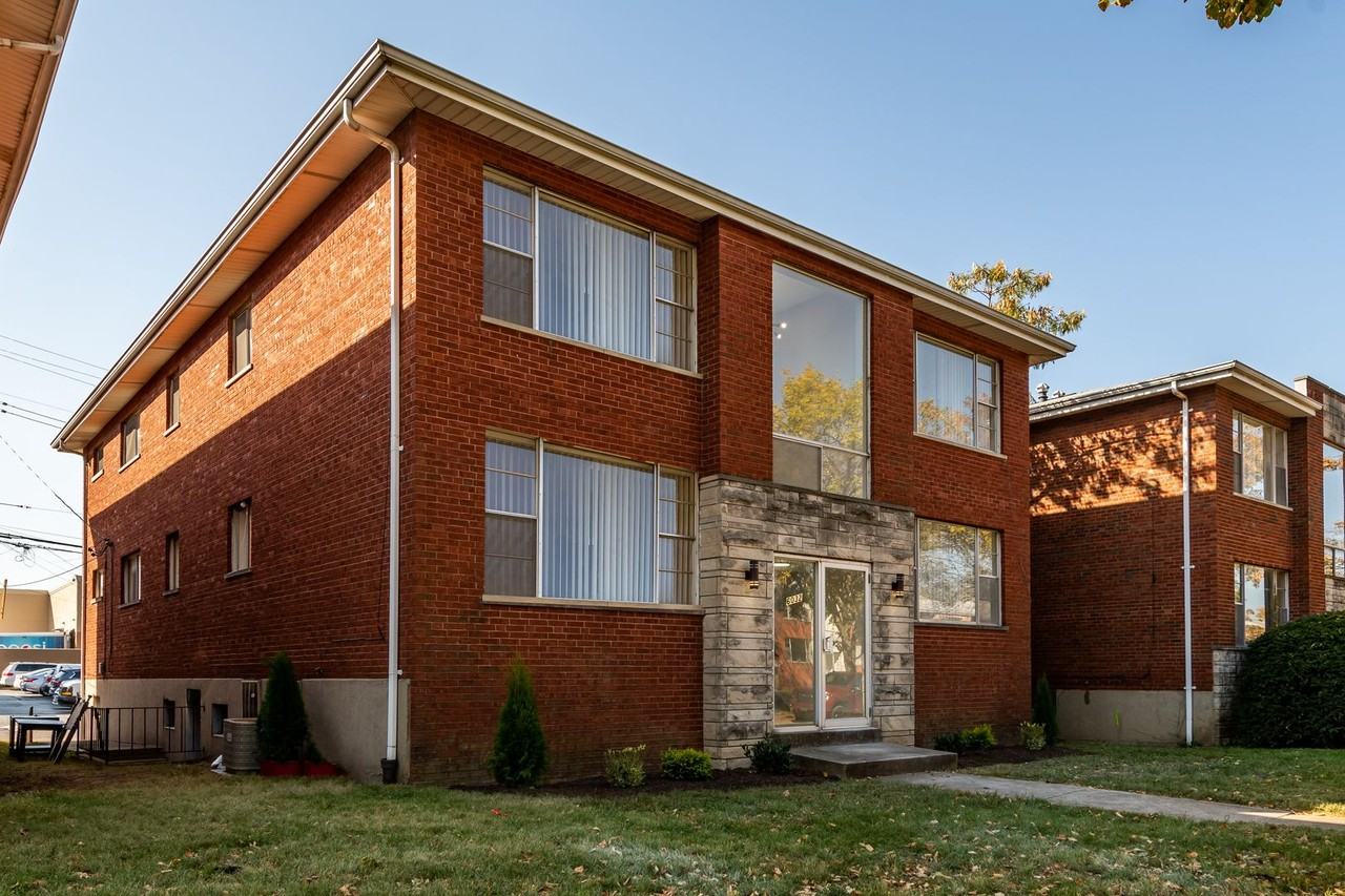 Lindenwood Heights - Photo 3 of 39