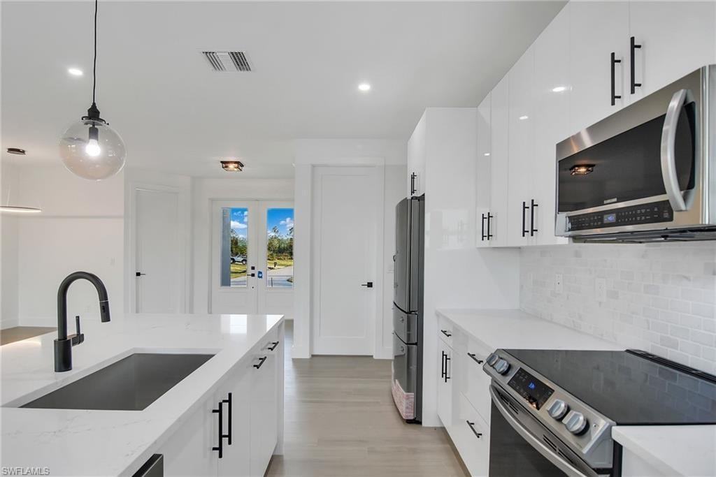 1908 Northwest 24th Avenue - Photo 2 of 10