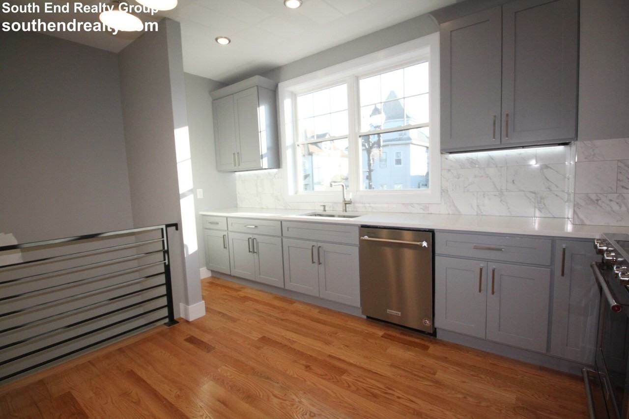 106 Main St - Photo 3 of 21