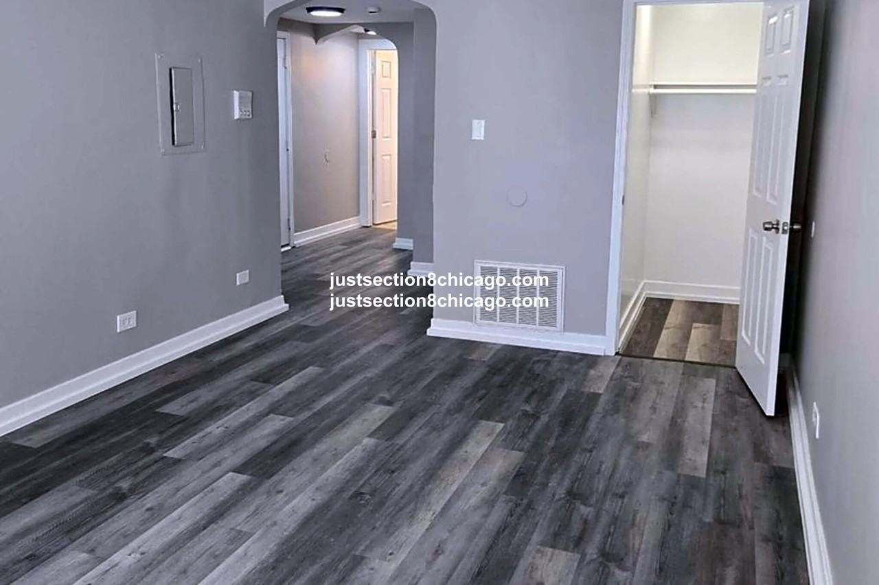 1115 E East 81st St. - Photo 5 of 5