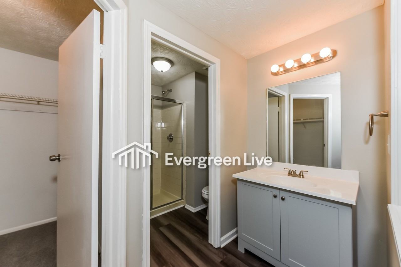 4806 White Oak Trl - Photo 6 of 19