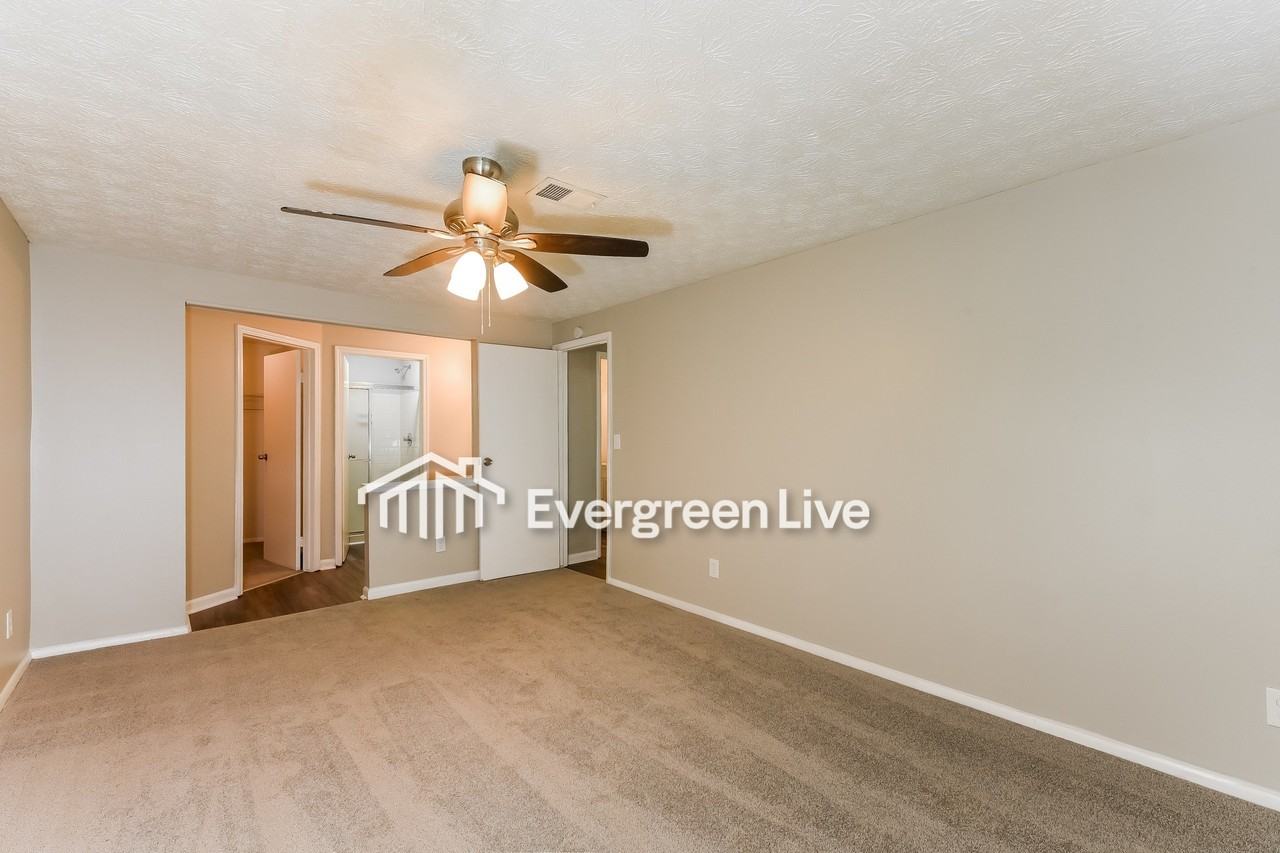 4806 White Oak Trl - Photo 7 of 19