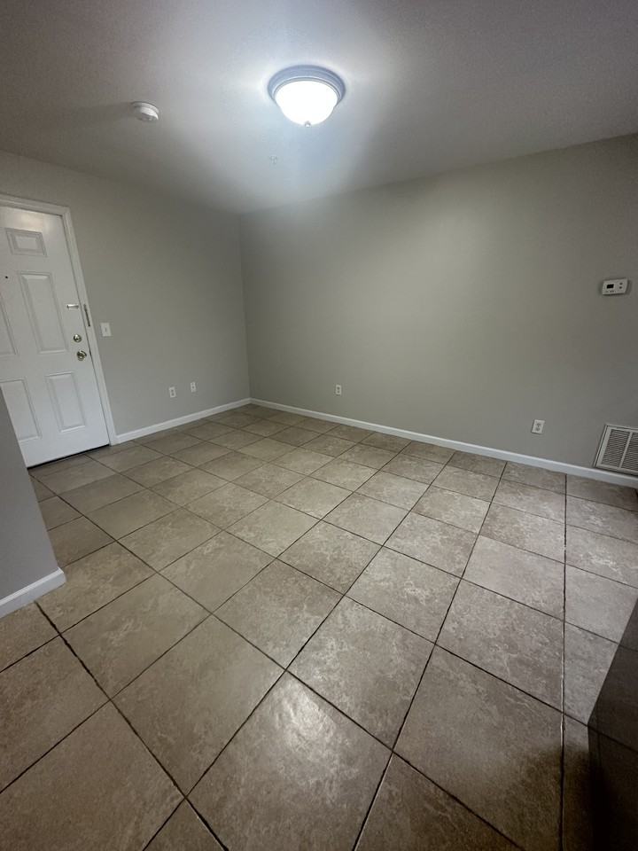 6114 Palisade Ave #303 - Photo 5 of 7