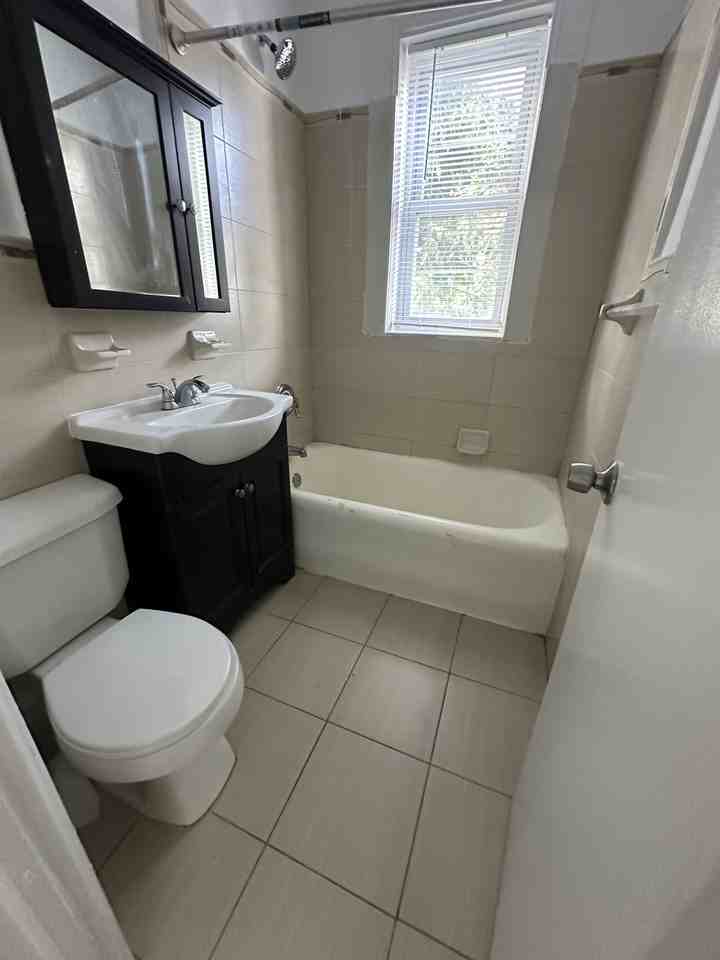 115 Fairview Ave #38 - Photo 4 of 9