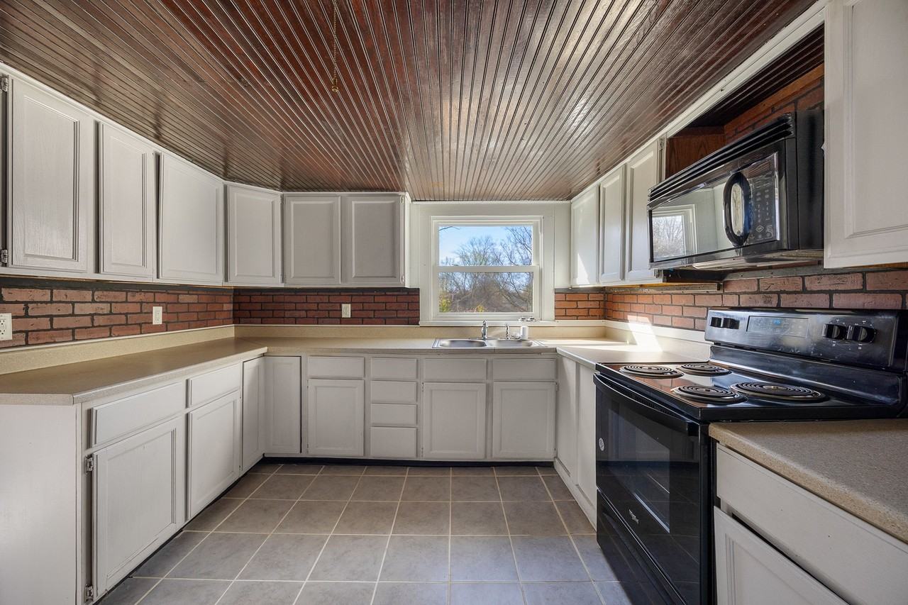 216 N 5th St #NA - Photo 3 of 8