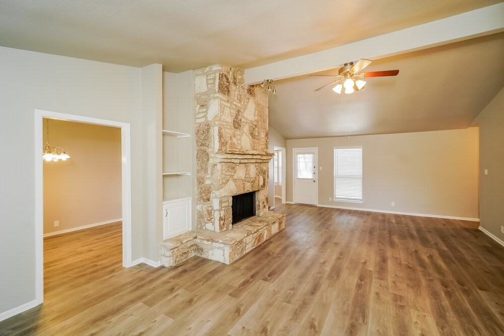 2743 Knoll Tree St - Photo 4 of 16