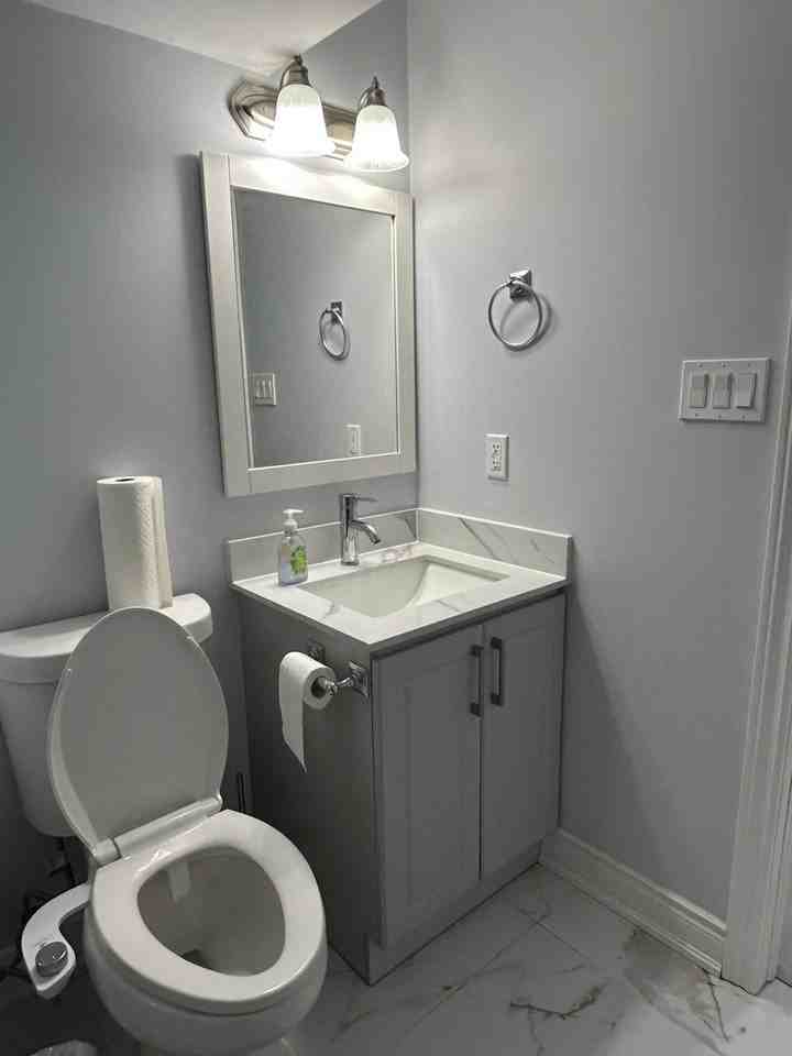 1330 Whitelaw Ave - Photo 3 of 8