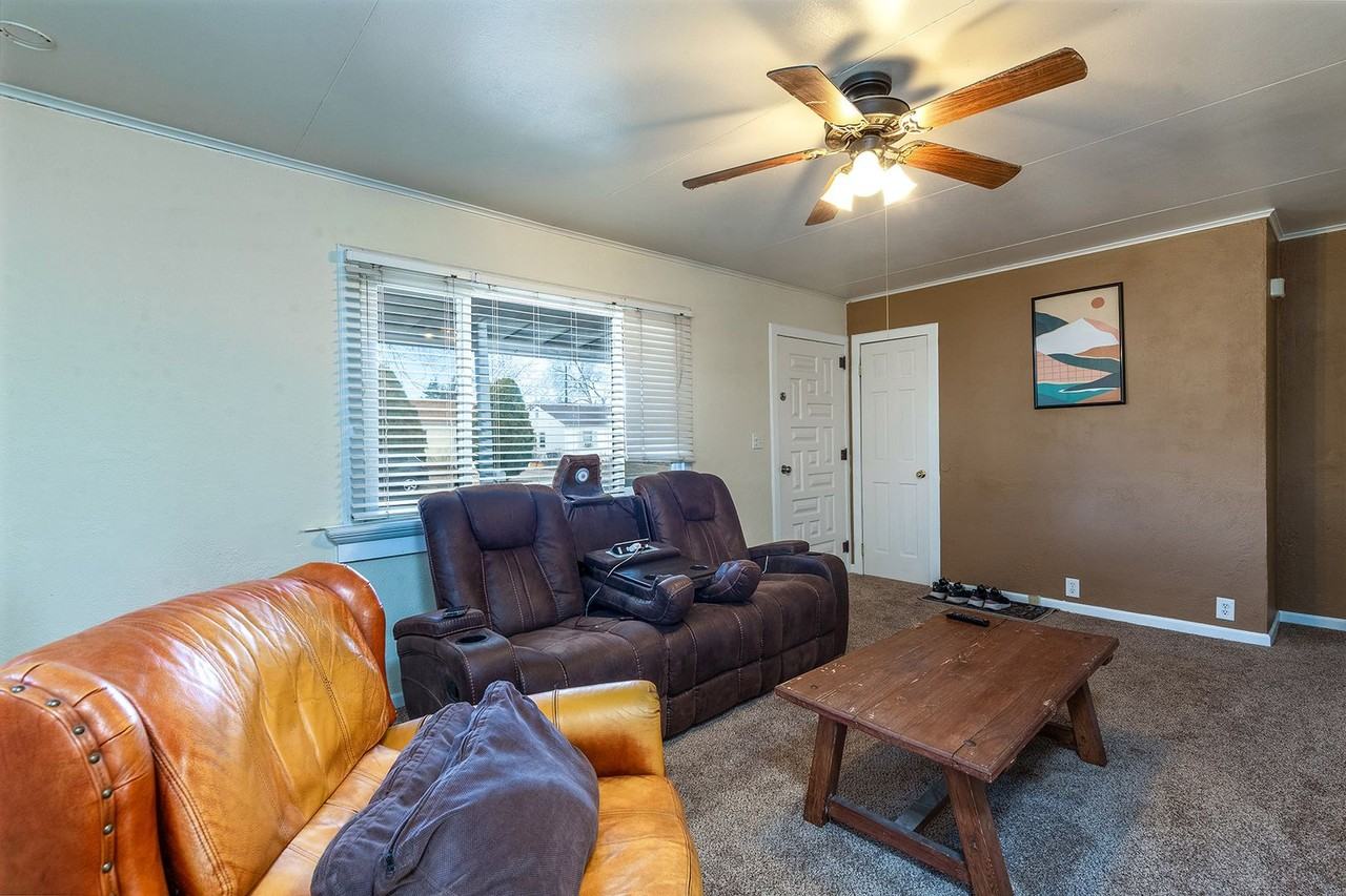 611 William Ave - Photo 4 of 14