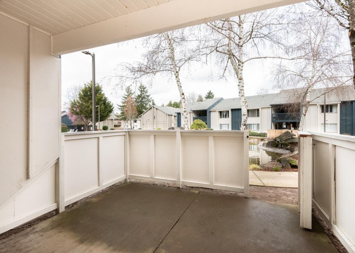 4601 E 18th St - Photo 6 of 45