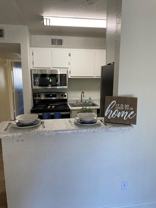 175 W Valencia Rd - Photo 1 of 1