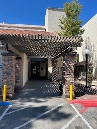 175 W Valencia Rd - Photo 3 of 24