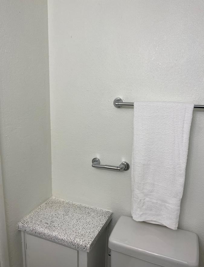 175 W Valencia Rd - Photo 2 of 24