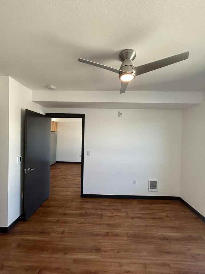 1505 Southwest 107th Street - Photo 5 of 25