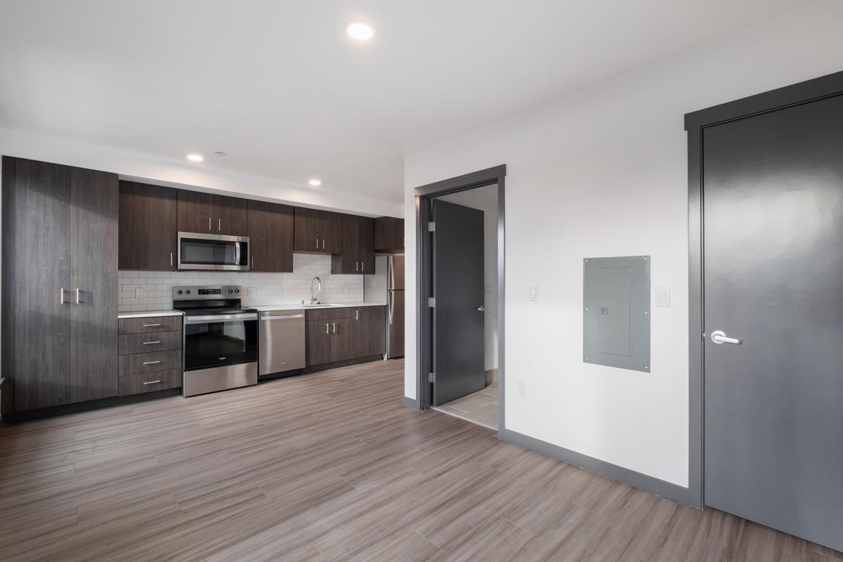 1505 Sw 107th St - Photo 5 of 22