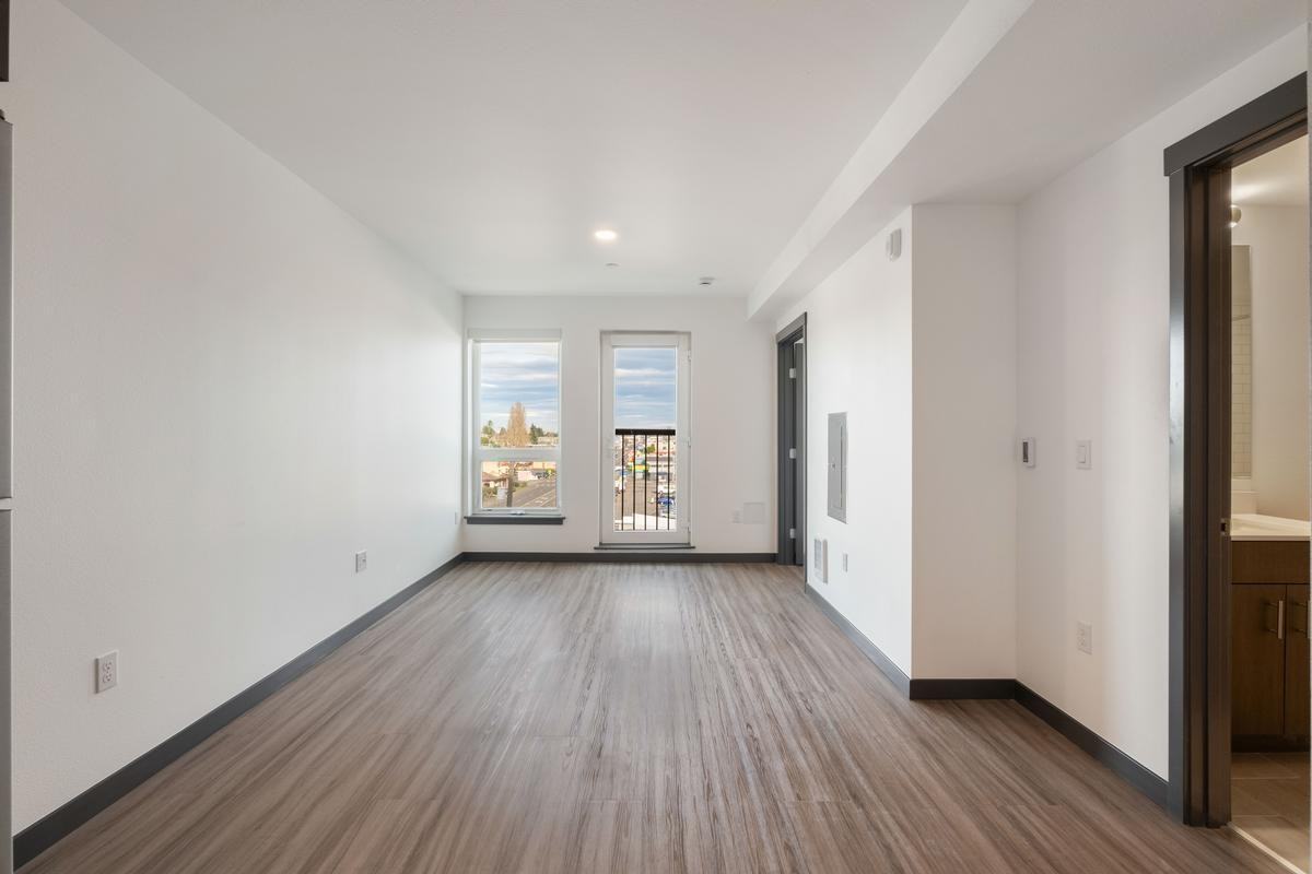 1505 Sw 107th St - Photo 5 of 30