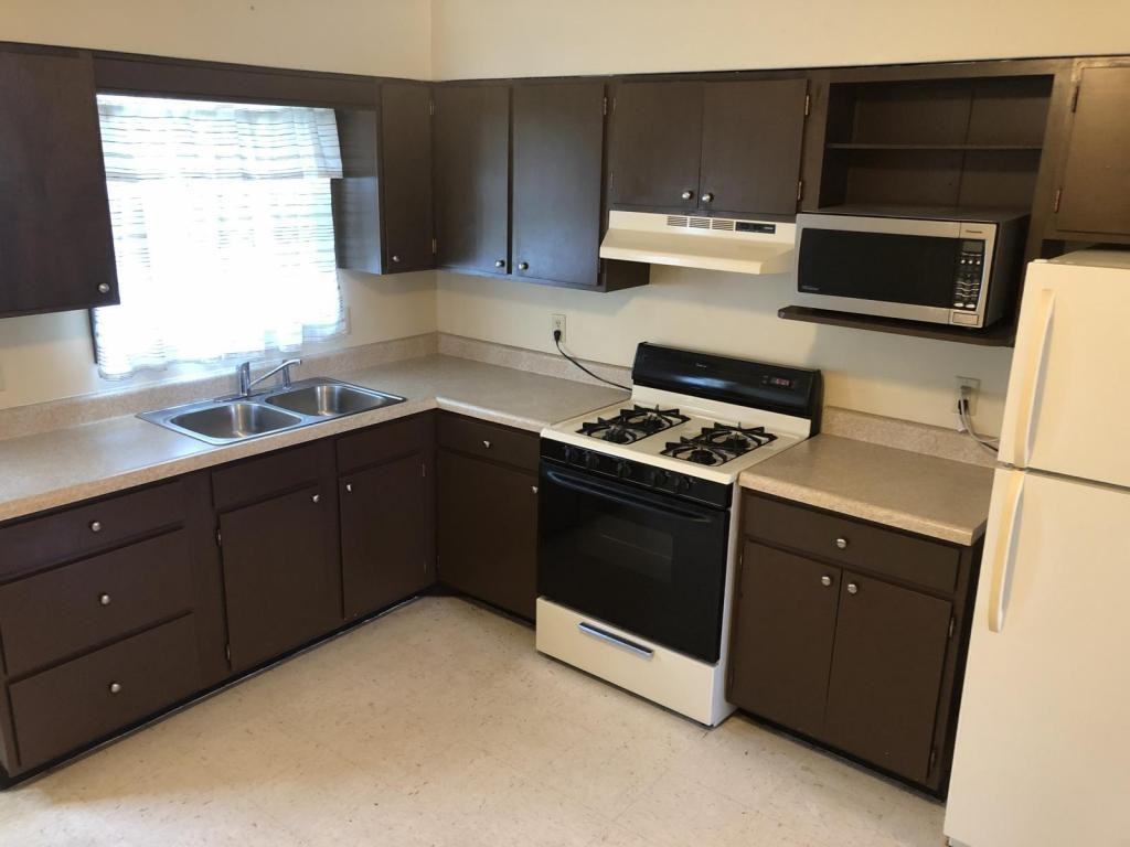 7123 E 125 S - Photo 3 of 4