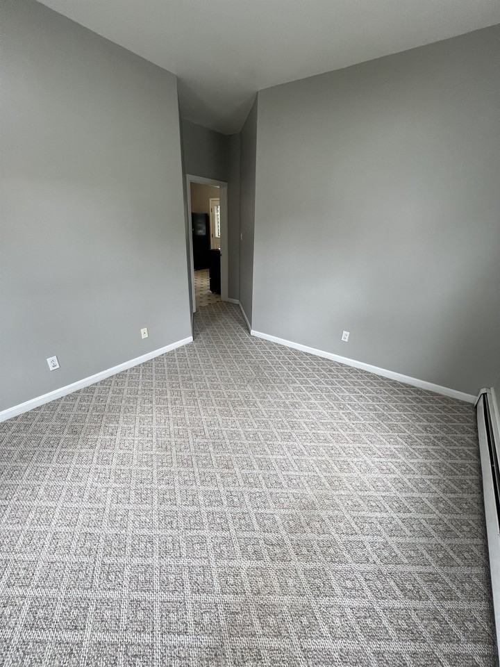 134 York St - Photo 2 of 13