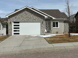 featured image of 4490 Seton Pl