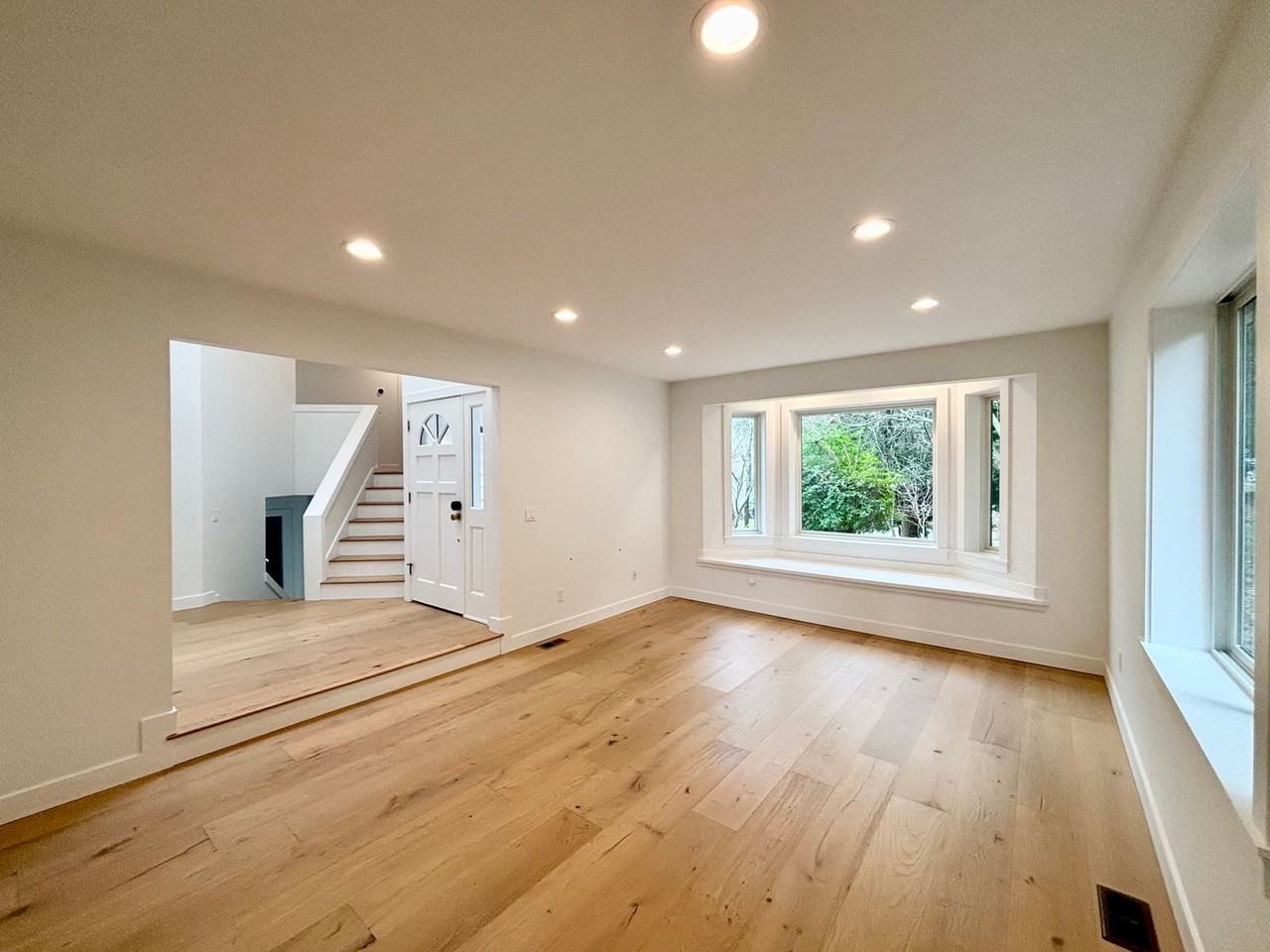 17854 149th Ave Ne - Photo 2 of 22