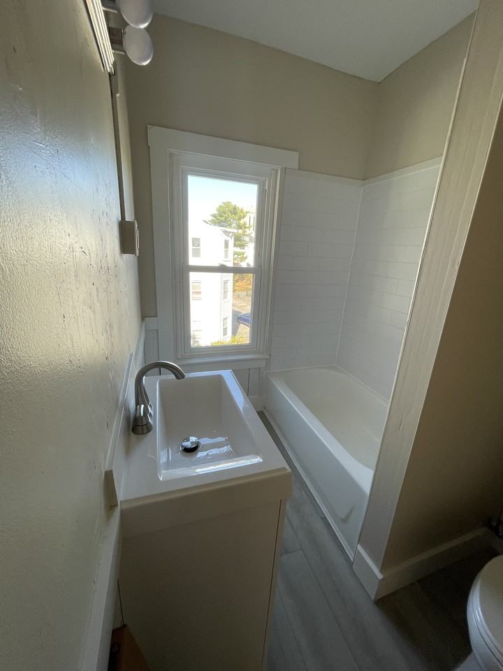 44 E Main St #2 - Photo 2 of 13