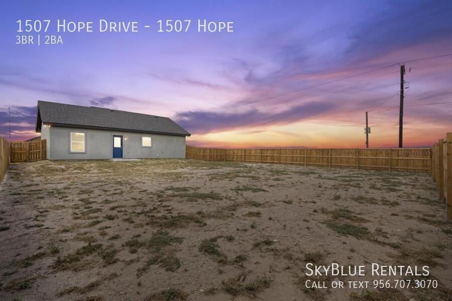 1507 Hope Dr #1507HOPE - Photo 2 of 23
