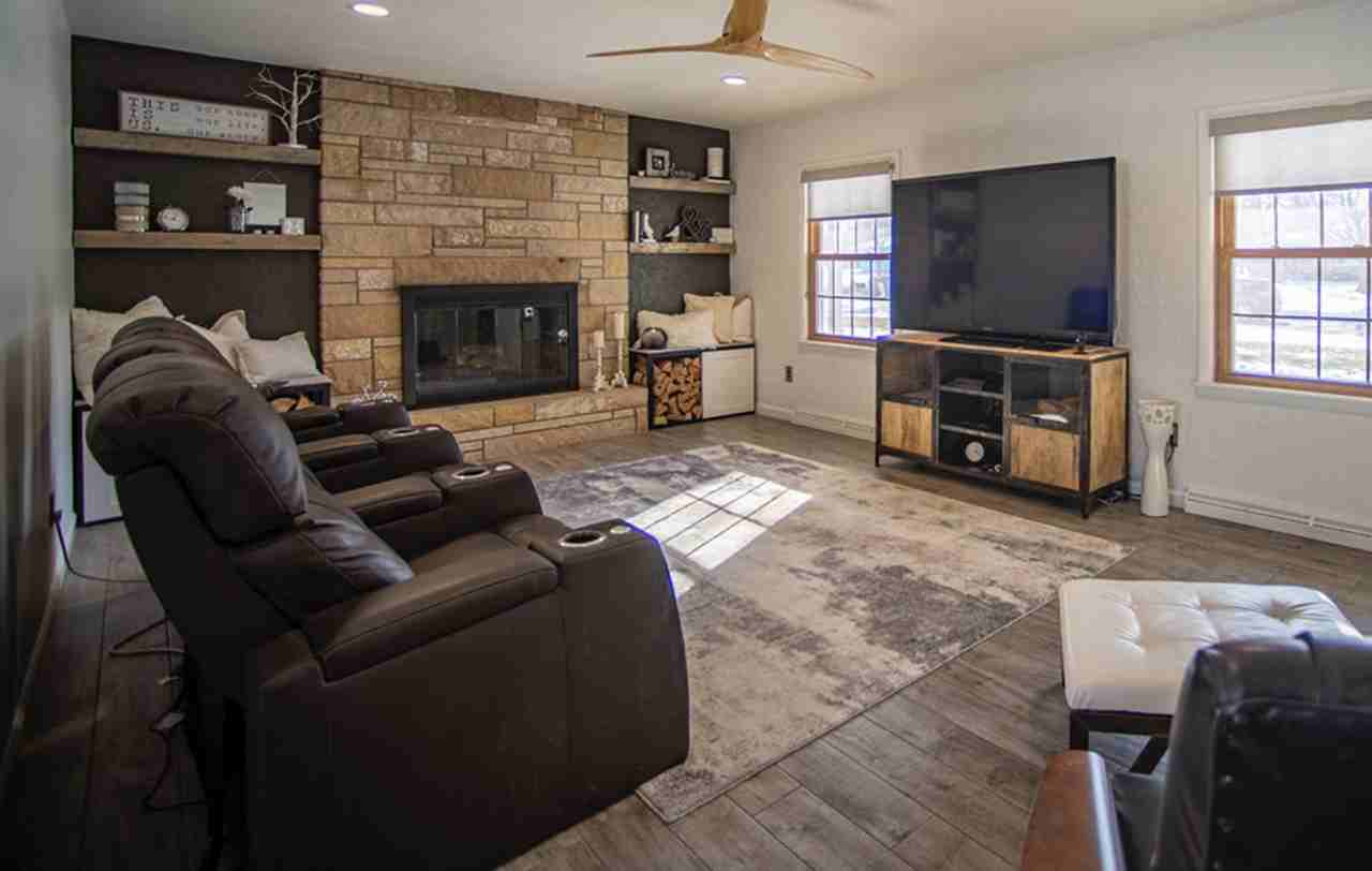 257 Manor Dr #NA - Photo 3 of 17