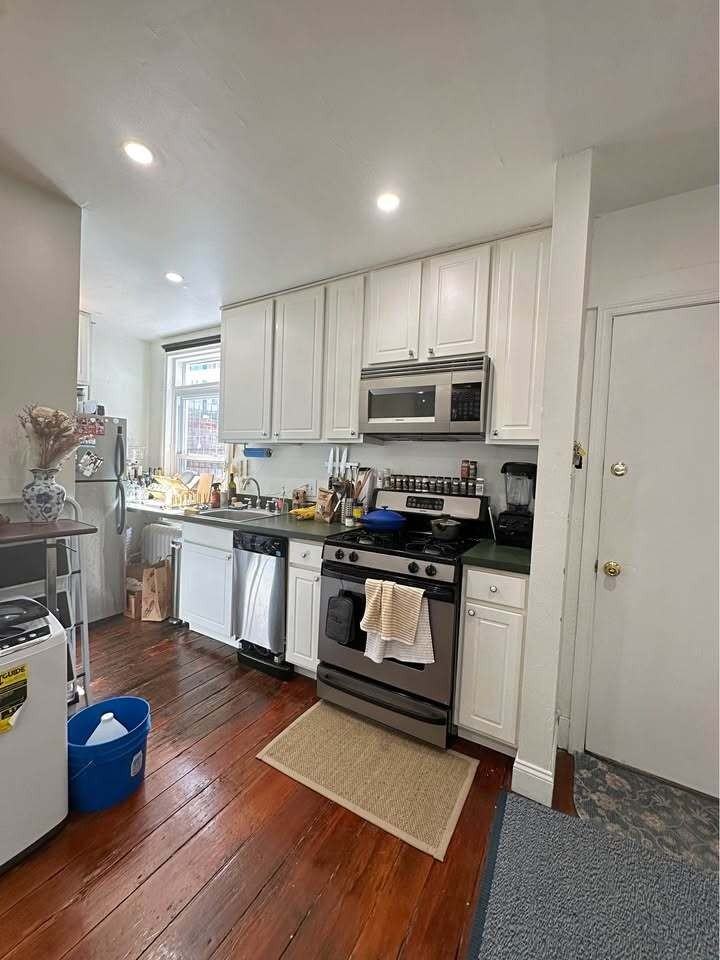 1324 Pine Street - Photo 3 of 17