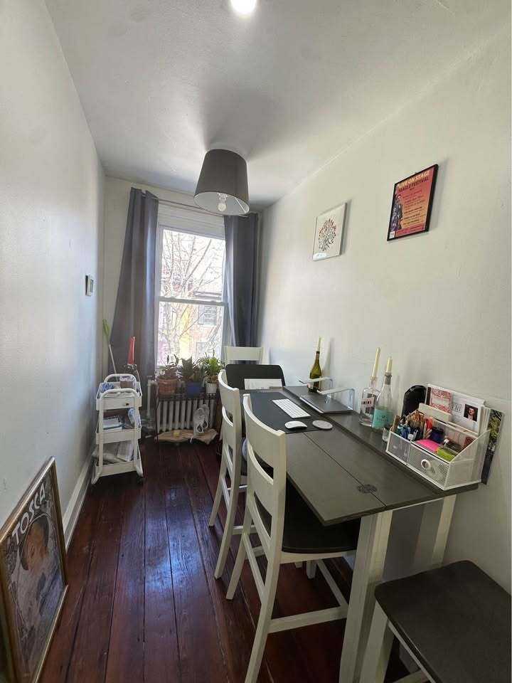 1324 Pine Street - Photo 6 of 17