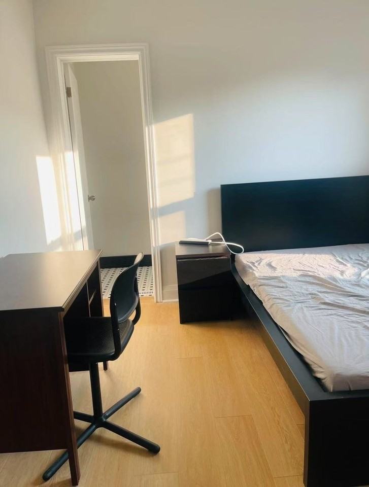 4 Follis Ave - Photo 2 of 12