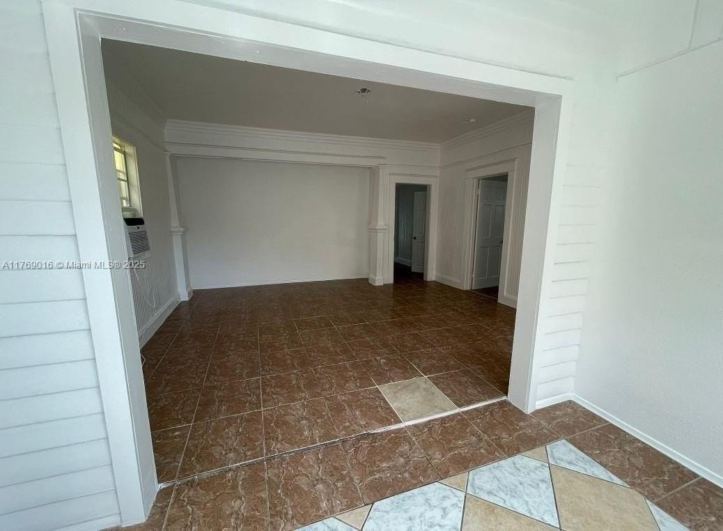 707 4th St #0 - Photo 3 of 17