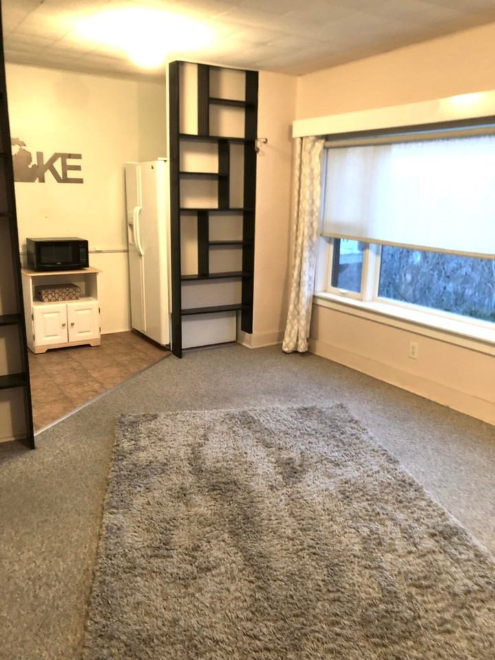 1104 Lake Blvd - Photo 6 of 7