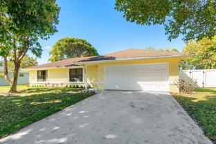 1563 40th St - Photo 1 of 1