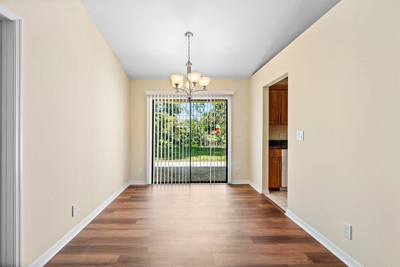 1563 40th Street - Photo 5 of 30