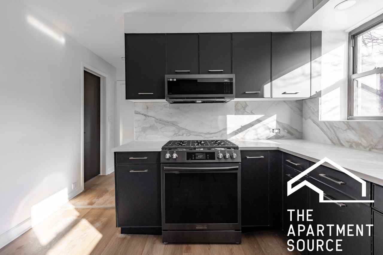 3138 W Schubert Ave #2R - Photo 2 of 18