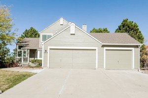 featured image of 7918 Berkshire Ln
