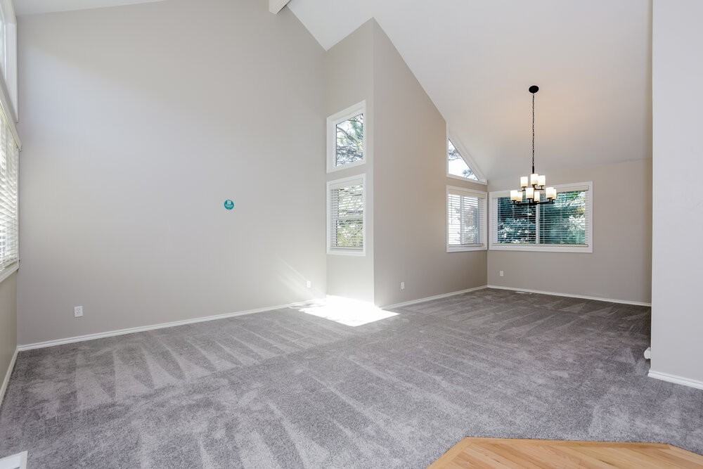 7918 Berkshire Ln - Photo 7 of 18